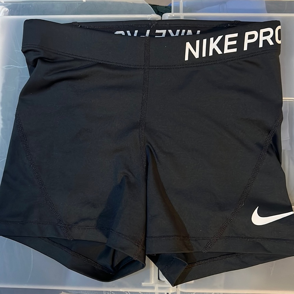NIKE Pro Size Small Spandex